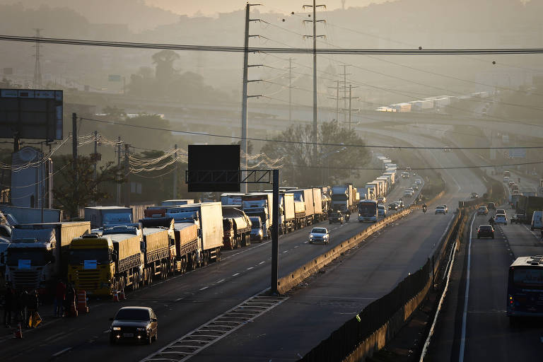 Situação do país piorou para 72% da população, aponta Datafolha